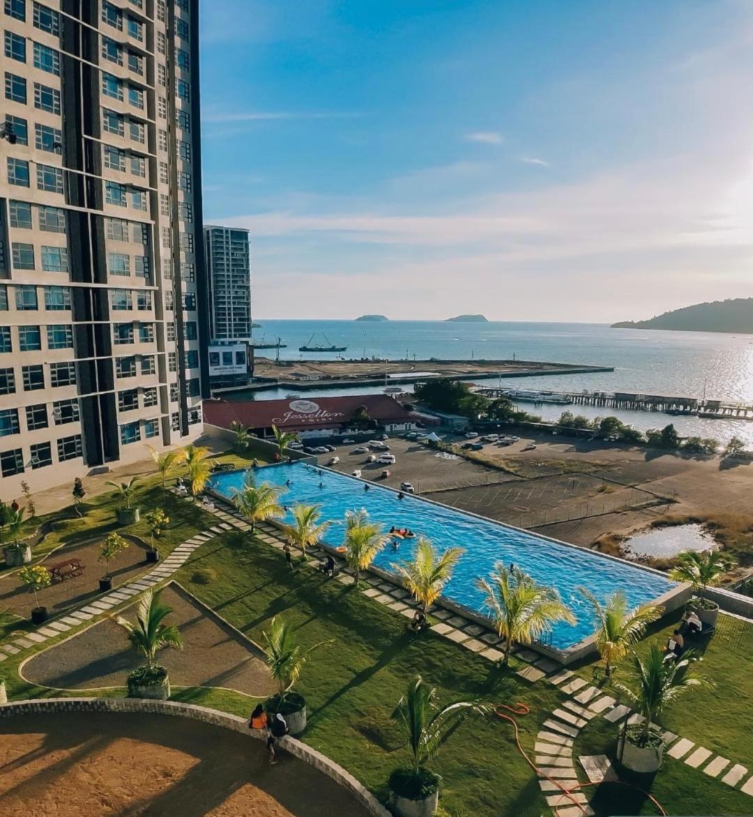 Seaview Luxury Condo Homestay 2Bed 2Bath Jesselton Quay By R2 Residence Kota Kinabalu Kültér fotó